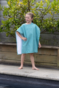 Whakatiputipu Hooded Towel - Teal / Forest Green